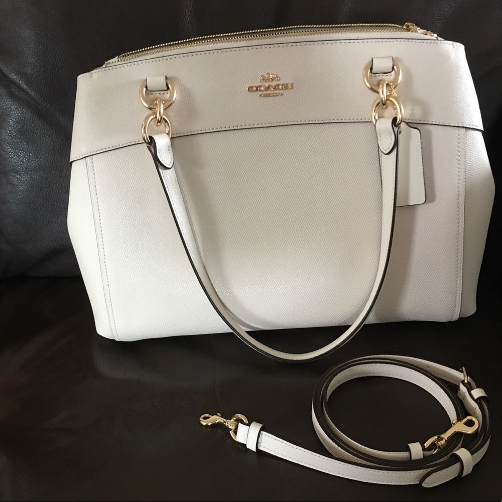 Coach Brooke Carryall